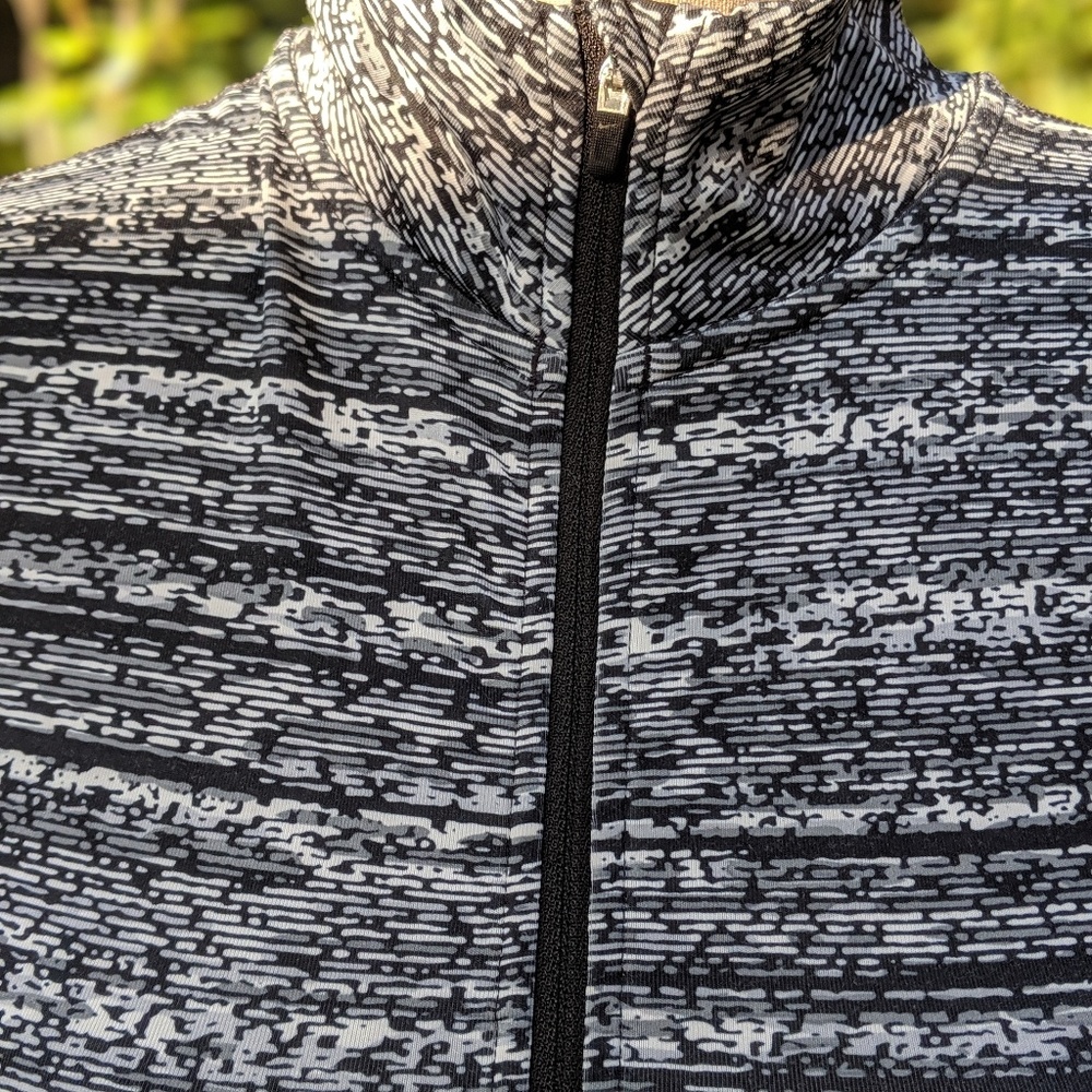 Nike Pullover - Picture 4 of 6